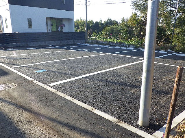 駐車場土留め・舗装工事 8